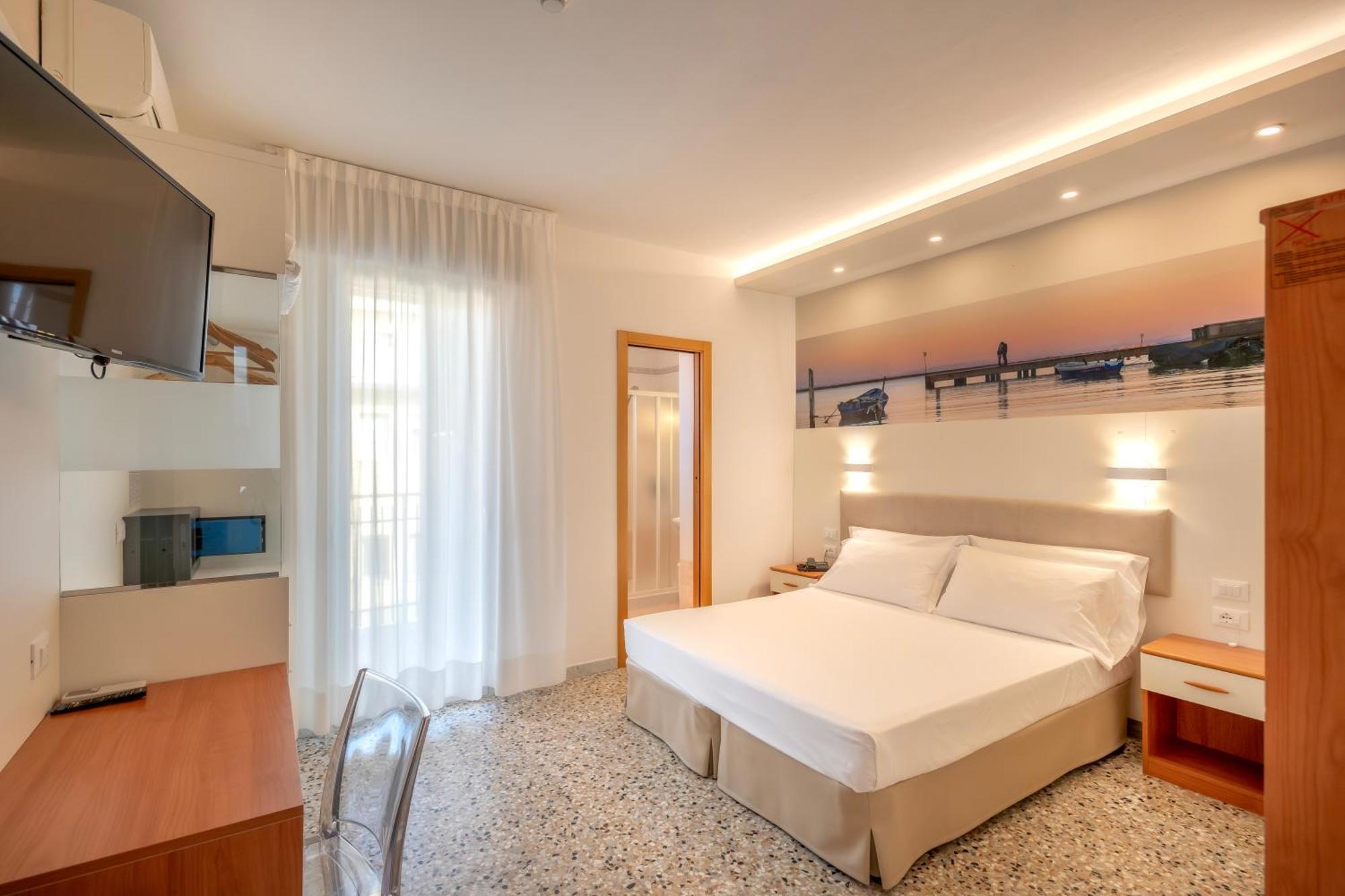 Hotel Atenea Golden Star กาออร์เล ภายนอก รูปภาพ