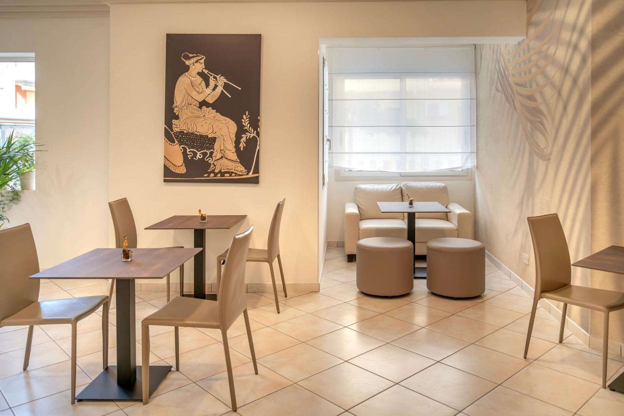 Hotel Atenea Golden Star กาออร์เล ภายนอก รูปภาพ
